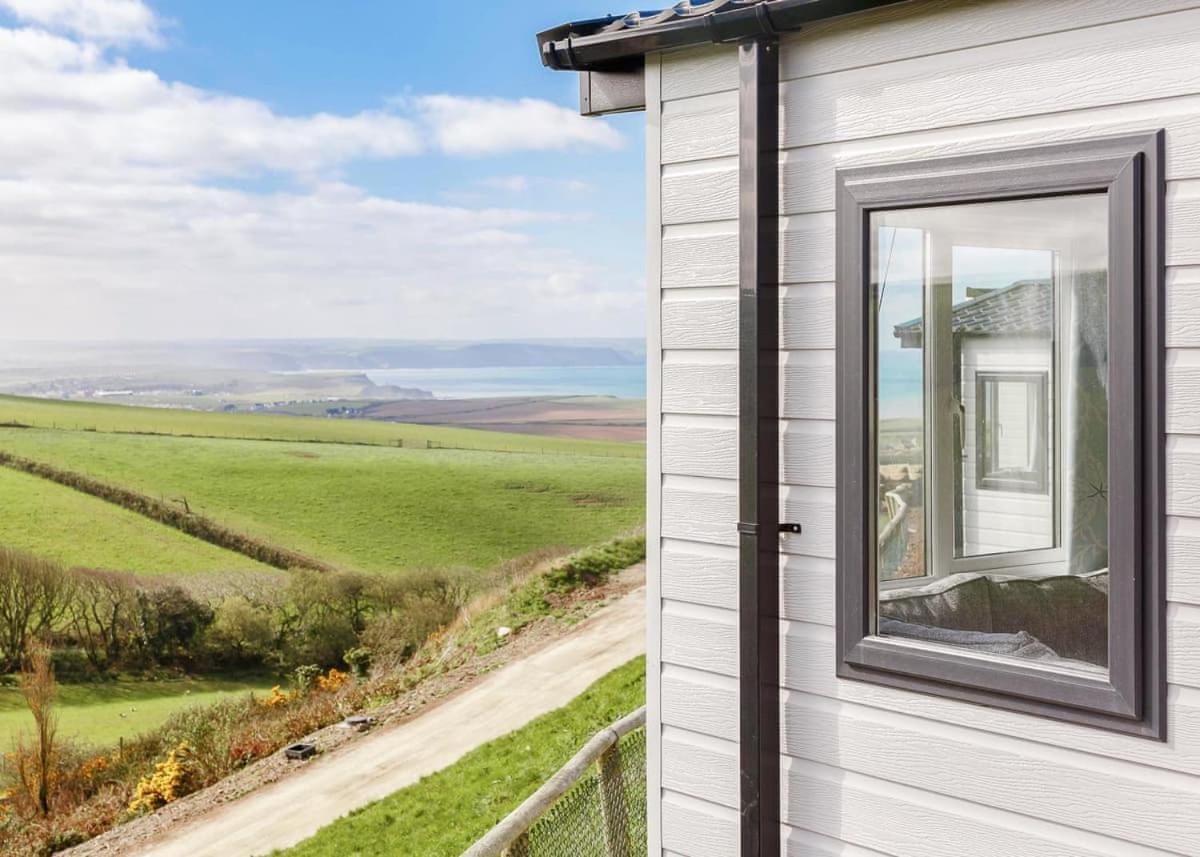 Sandymouth Holiday Resort Morwenstow Exterior photo